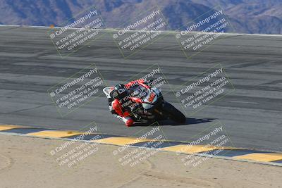 media/Mar-21-2025-CVMA Friday Practice (Fri) [[30cd4fe323]]/2-Racer 1/Session 2 (Bowl)/